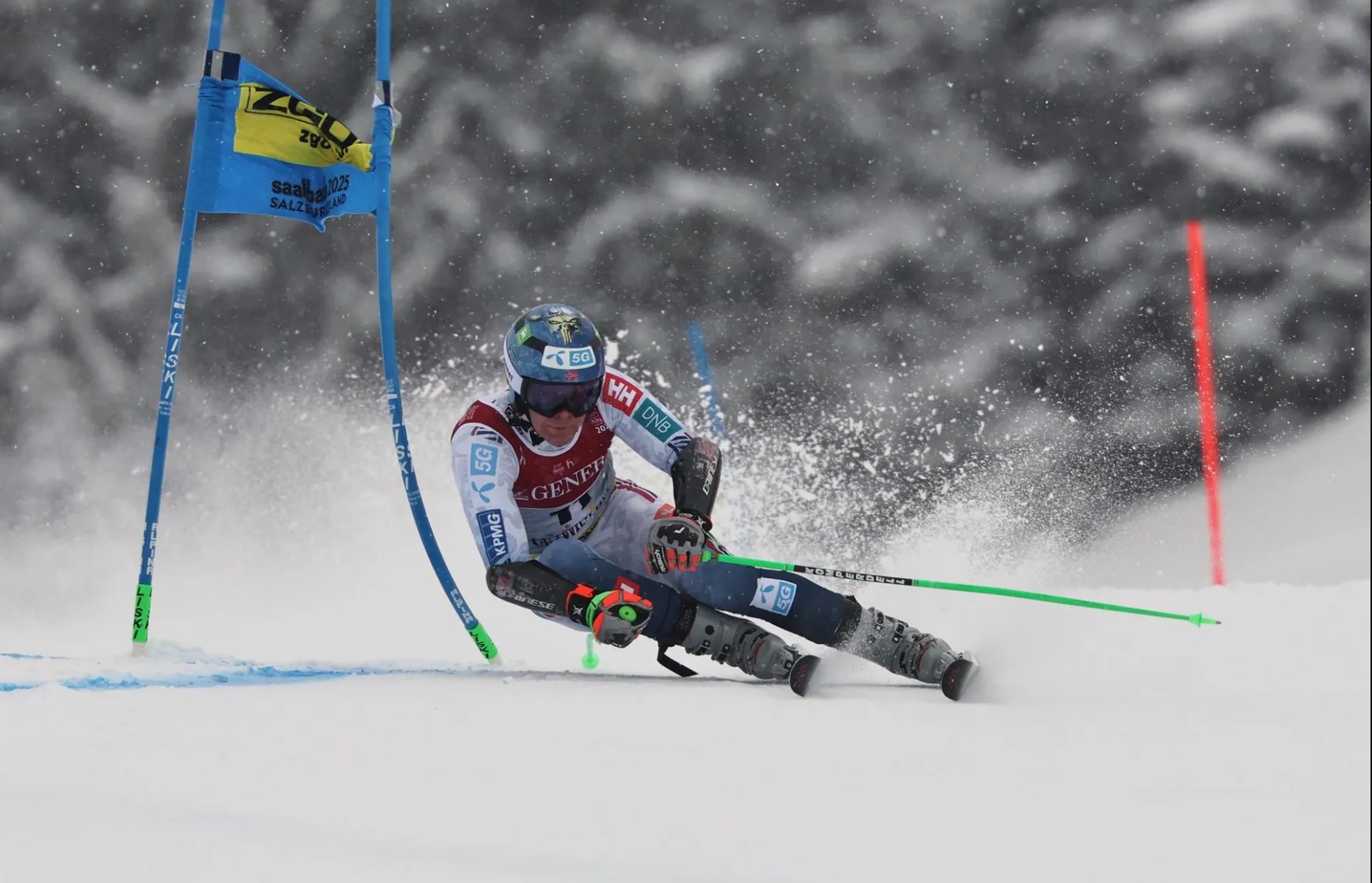 Euphoric home crowd as Austrian skier claims world champion title